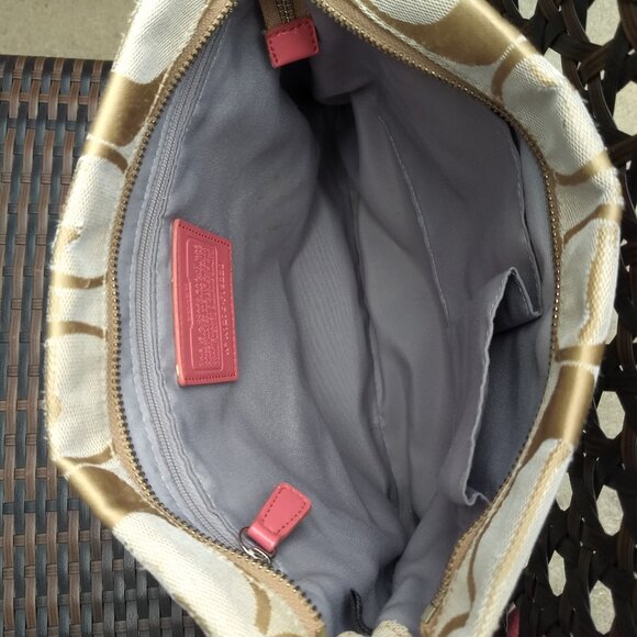 Coach Tan and Red Crossbody Bag. - Picture 9 of 10